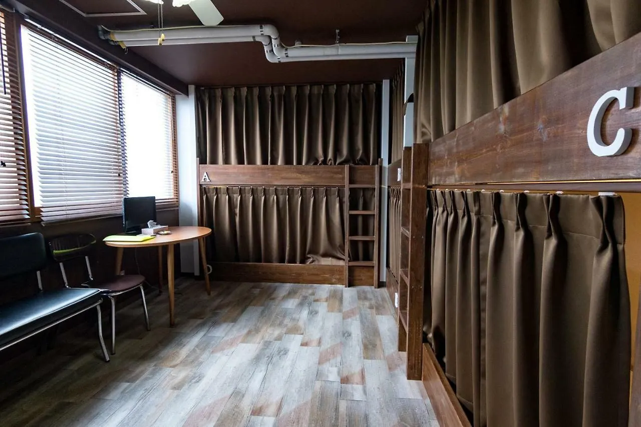 Clover House Szapporo 0*,  Japán